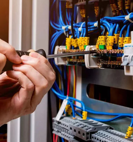 الكهرباء التجارية